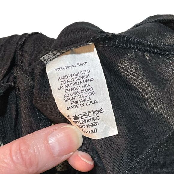 HONEY PUNCH Shorts Romper Black and Browns Deep Sexy V-Neck Size S - Picture 16 of 16